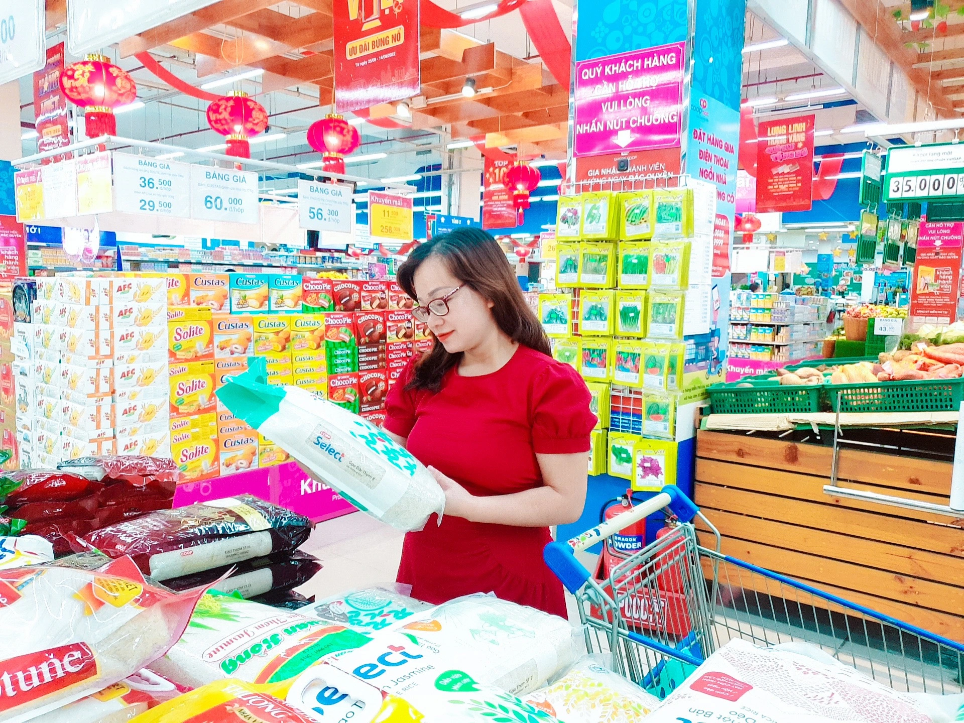 1kg gạo bao nhiêu tiền? 