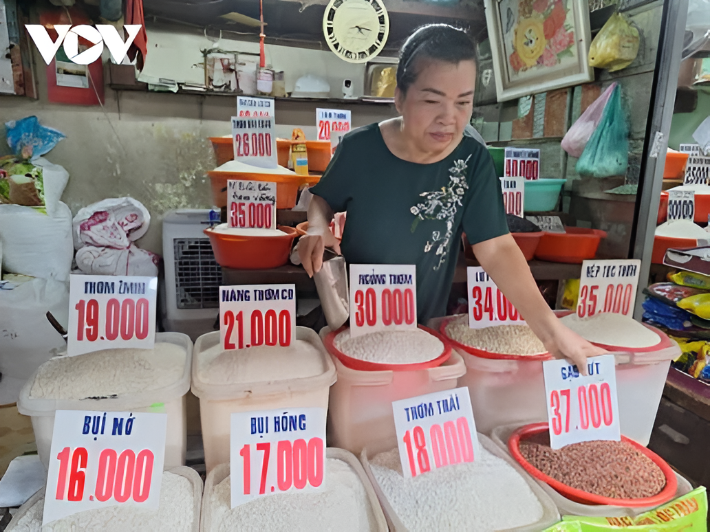 Ưu điểm của gạo bán theo ký tại cửa hàng truyền thống